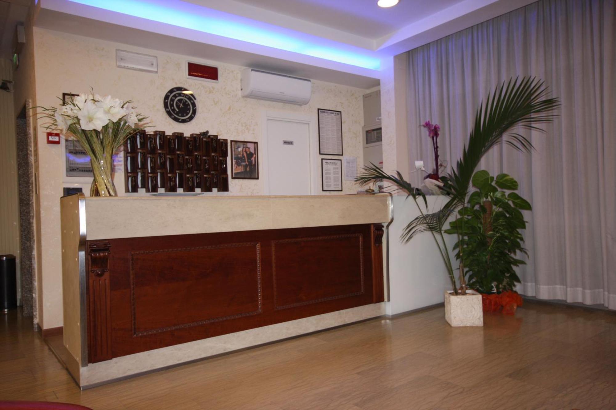 Hotel Sole Mio ริมินี ภายนอก รูปภาพ