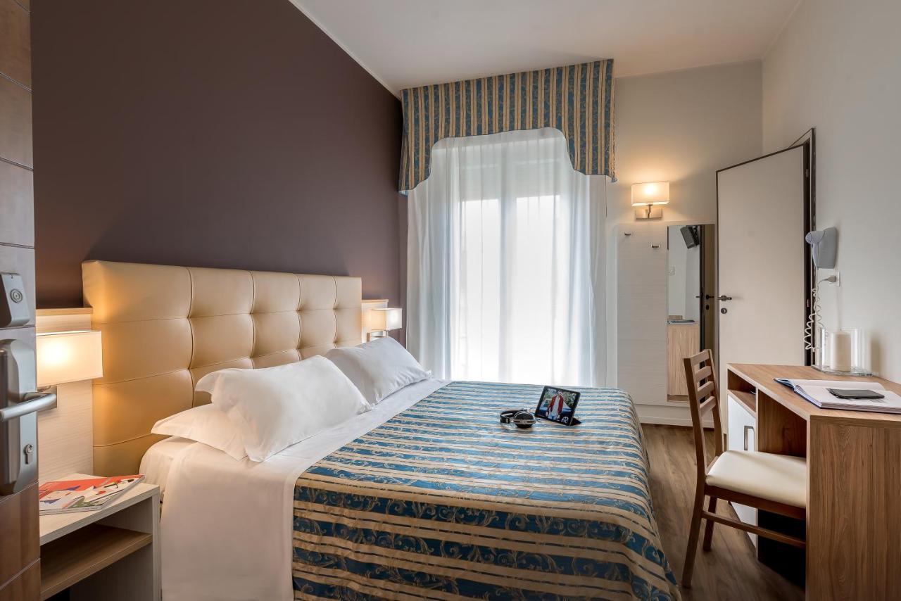 Hotel Sole Mio ริมินี ภายนอก รูปภาพ