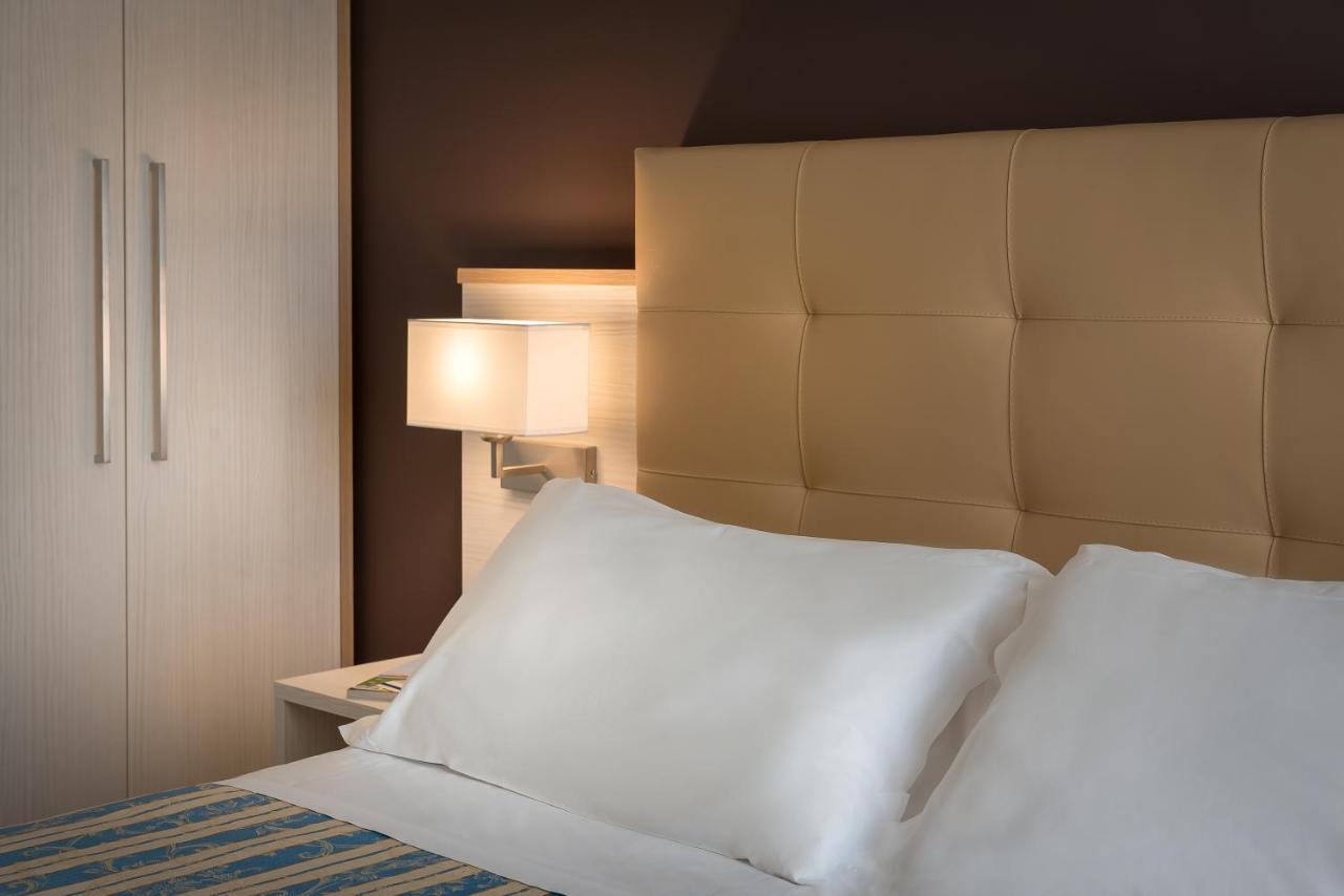 Hotel Sole Mio ริมินี ภายนอก รูปภาพ